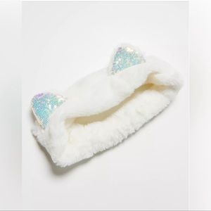 Urban Outfitters Spa headband. Cat spa headband NEW